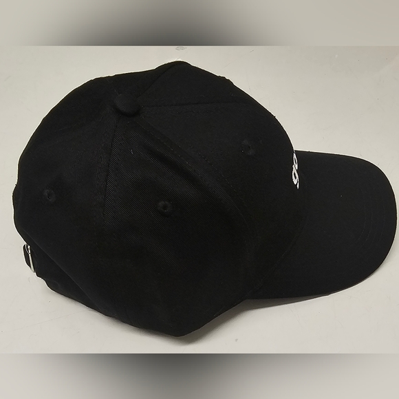 GoPuff Black Baseball Hat Promo Cap Strap Back New - Picture 2 of 2